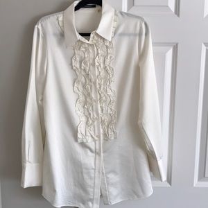 Tahari ruffle button down blouse